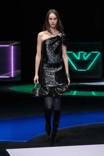 Look 98